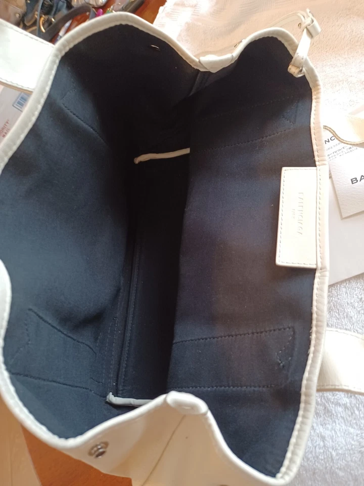 Auténtico bolso de mano Balenciaga Cavas beige  Foto 2 de 4