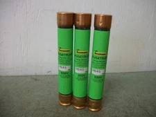 BUSSMANN LOT OF 3 ENERGY EFFICIENT FUSETRON FUSES FRS-R-5 5AMP 600VOLT NOB