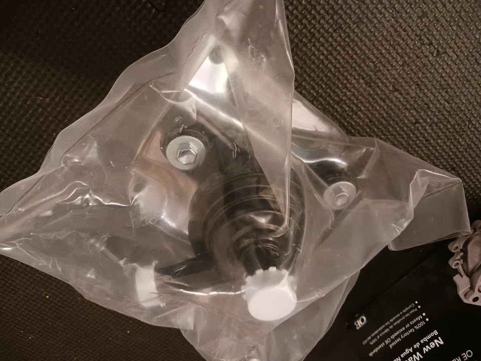 Electric Inverter Coolant Engine Water Pump for Toyota Prius 2004 thru 2009 - Image 4 of 4