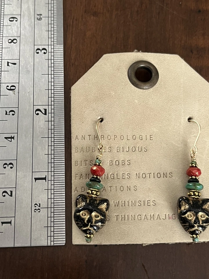 Pendientes colgantes Anthropologie 14K GF para gato piedras rojas turquesa Foto 4 de 4