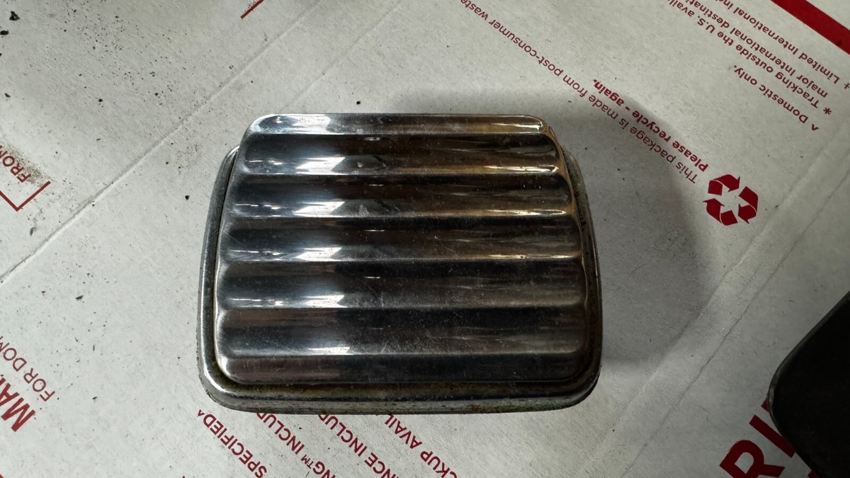 お　DOMINO Ashtray/Volkswagen ヴィンテージ Dash Ash Coin Tray Ashtray 81-84 VW Rabbit Pickup GTI MK1 - OEM