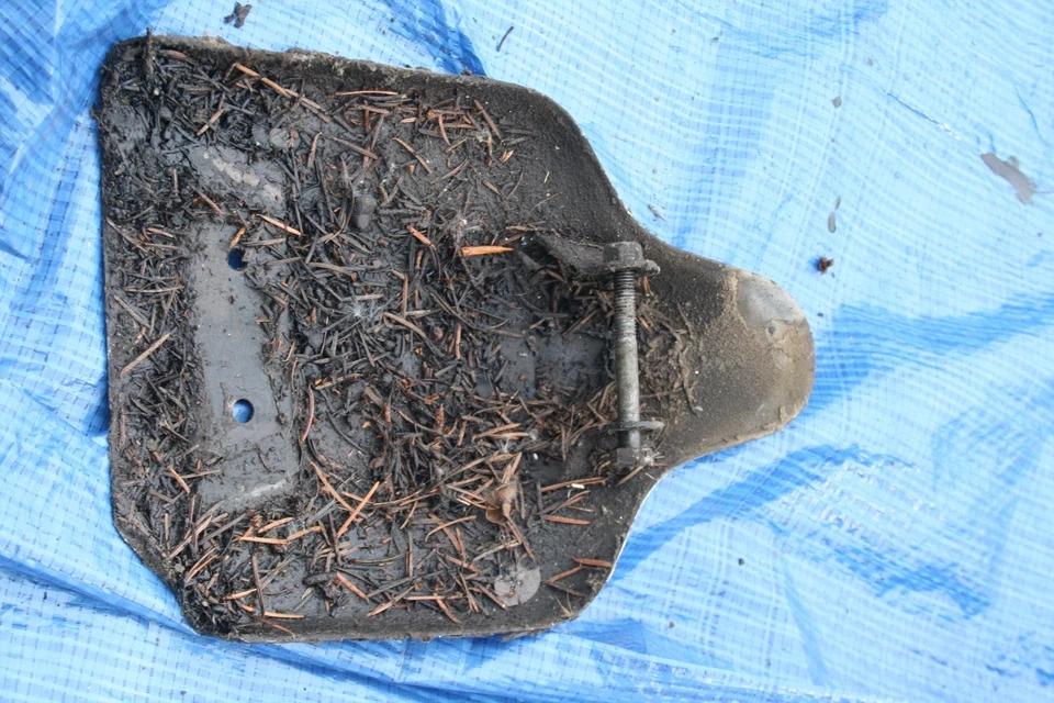 1976 年川崎 KE 125 原始设备制造商滑板   — 第 2/2 张图片