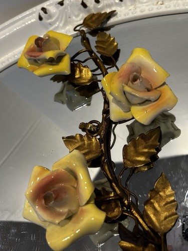 ITALIAN TOLE WALL SCONCES GILT PORCELAIN ROSES BELLE EPOQUE PINK YELLOW FRENCH - Picture 22 of 23