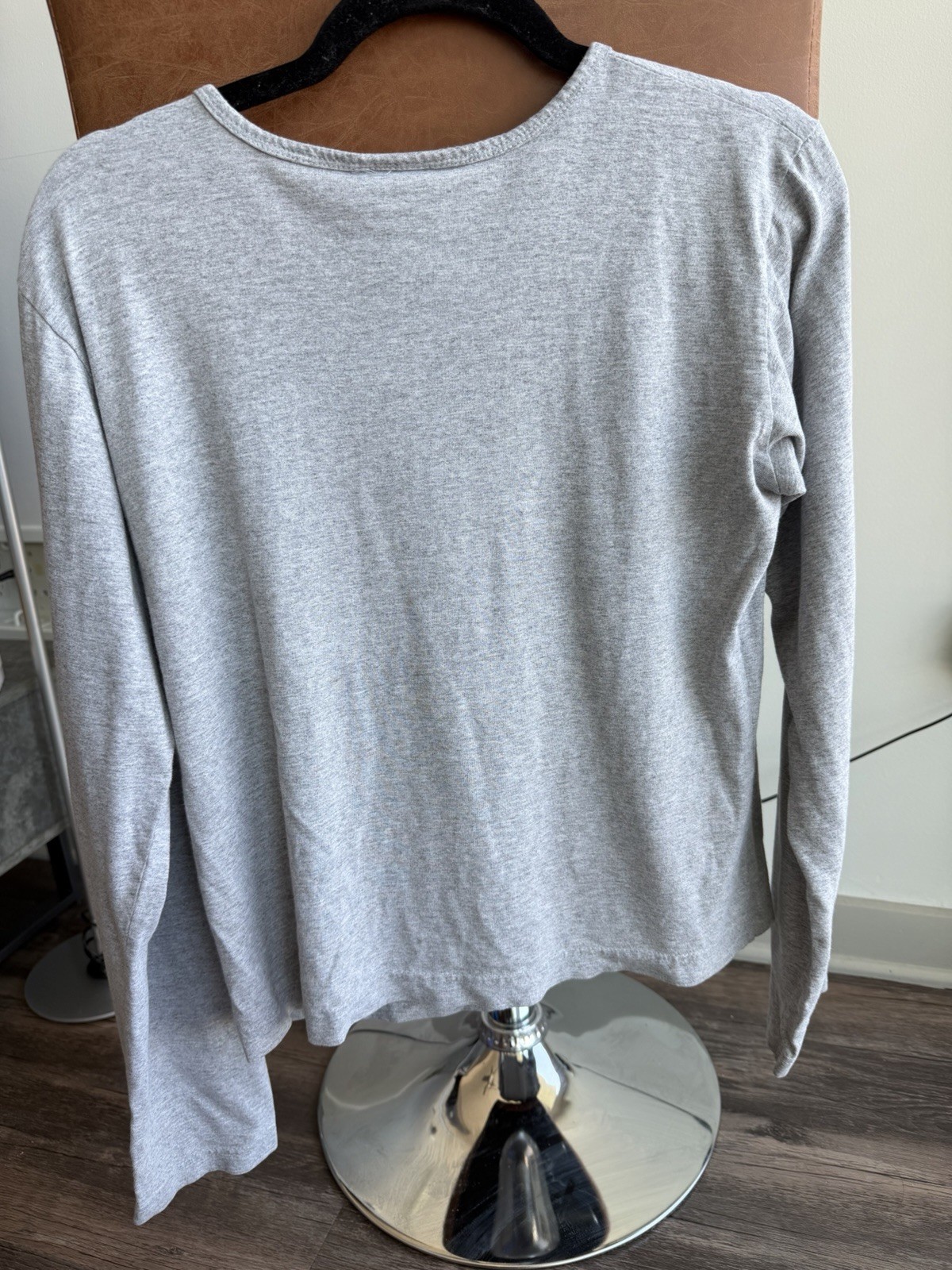 Adidas Top Womens XL Gray Long Sleeve Cropped Boxy Casual Low Neck Athleisure thumbnail 4