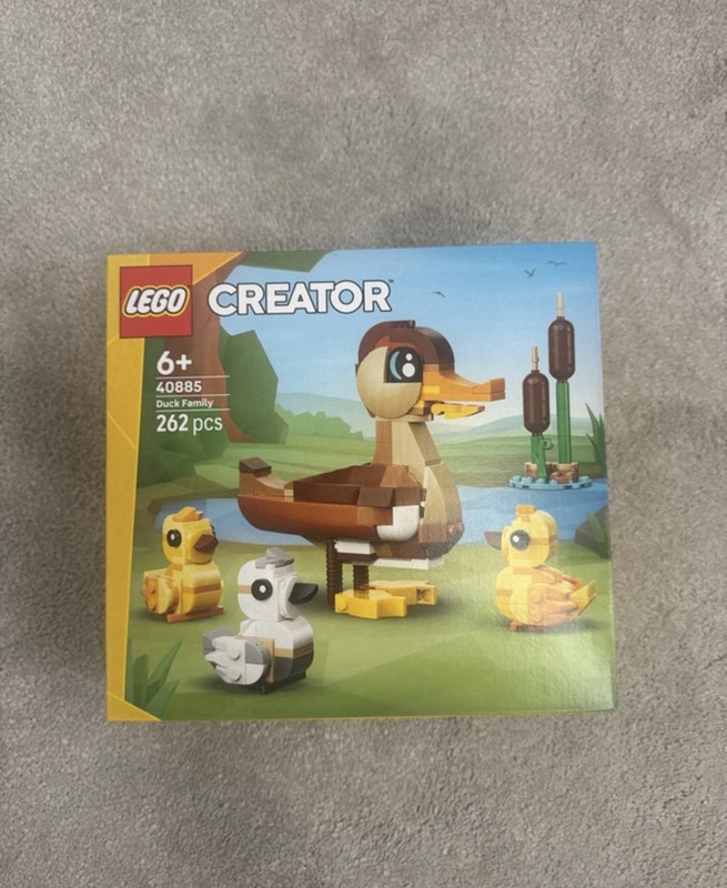LEGO Creator  Duck Family 40885 . Brand new & sealed.