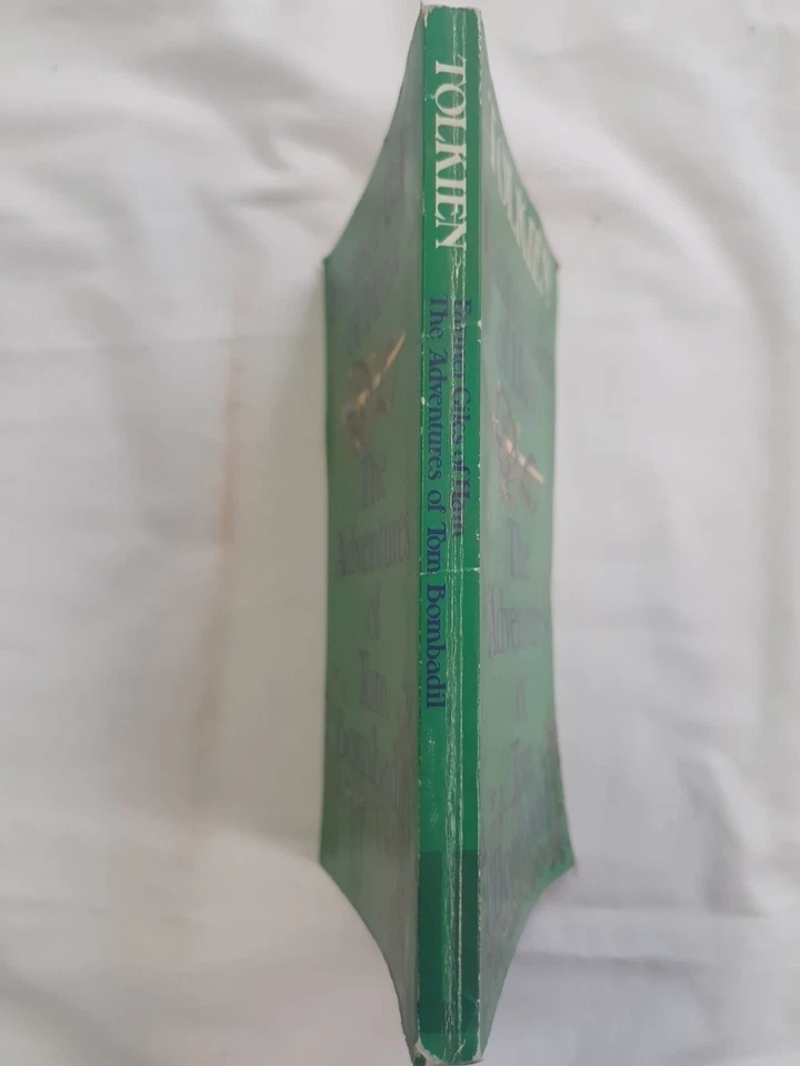 Tolkien: Farmer Giles of Ham & The Adventures of Tom Bombadil - Unwin (PB 1975) - Image 2 of 4