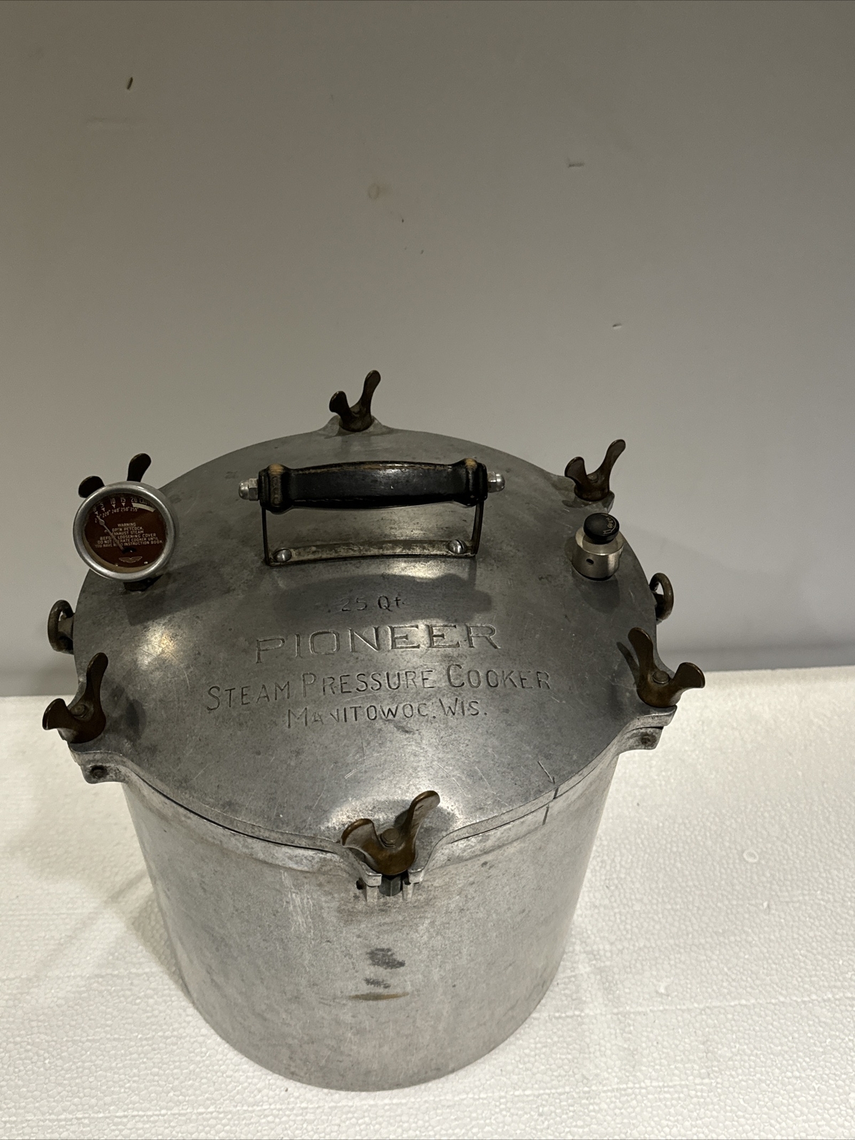 Antique  Pioneer 25 Qts Pressure Cooker