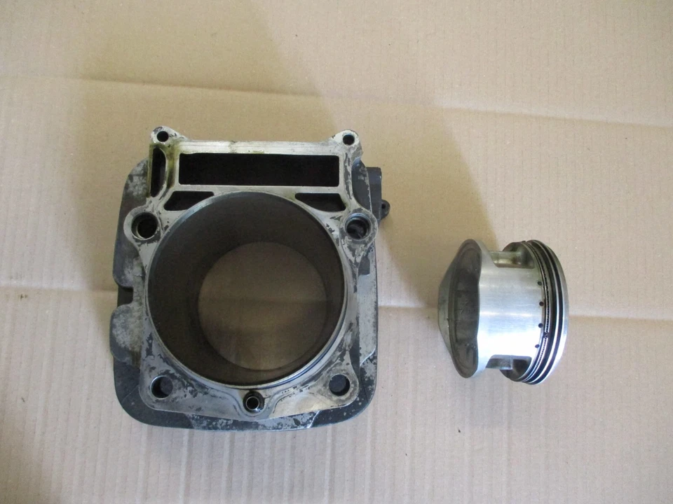 Cylindre / piston 34K00 pour Yamaha 600 XT Ténéré - 34L - 43F - 55W - Photo 3/4