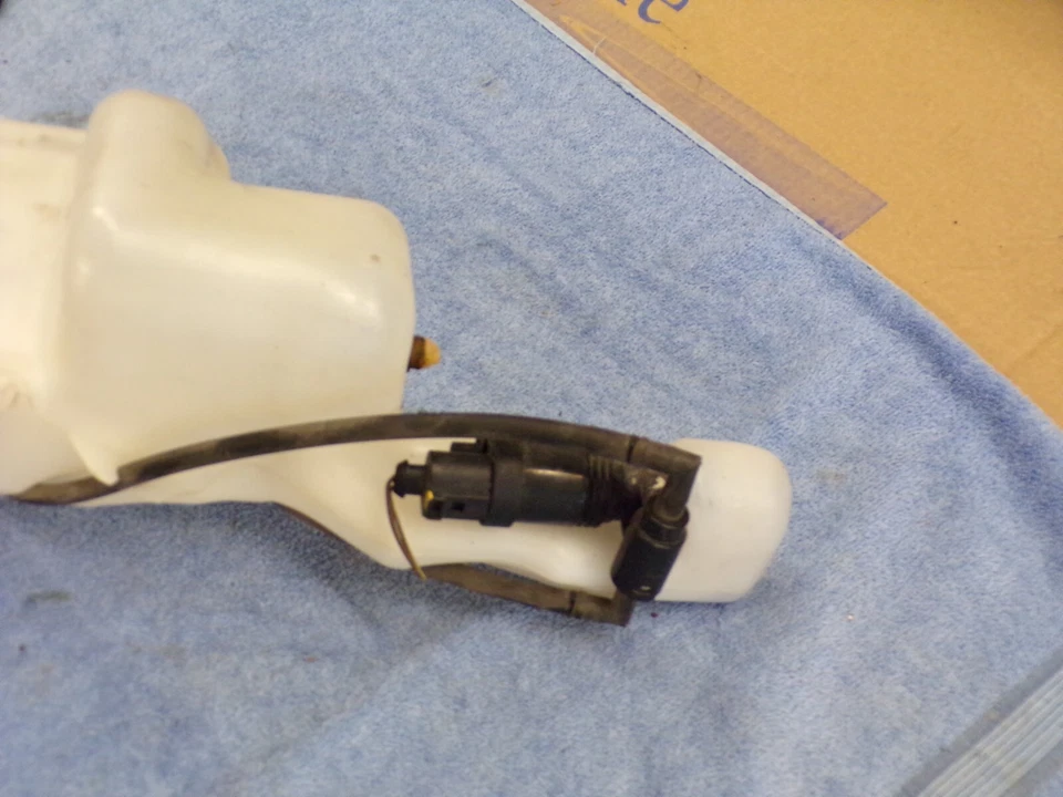 2012 джип компас стиральная машина бутылка резервуар 2,4 л 2011-2017 - Изображение 2 из 3