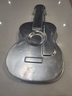 1971 Vintage Wilton Guitar Cake Pan 502-925 (RETIRED) EUC