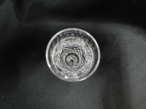 Waterford Crystal Kenmare, Cut Ovals & Squares: Cordial (s), 3 7/8" Tall - Picture 4 of 9