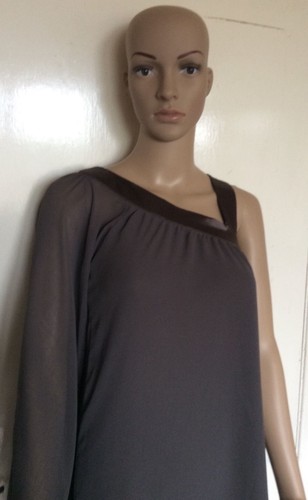 MISO, SIZE 8, GREY ONE SHOULDER STYLE SATIN TRIM TOP, BNWT, RRP £29.99 - Picture 3 of 4