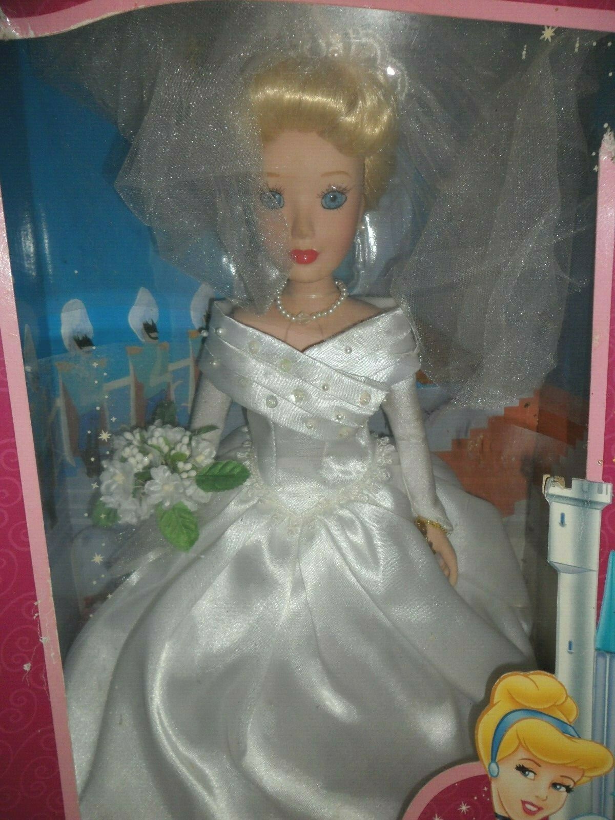 cinderella porcelain keepsake doll 2002