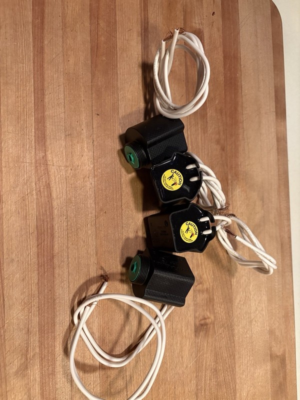 Rain Bird GBS25 Solenoid Assembly for Rain Bird Golf Rotors LOT of 4 NOS units!!