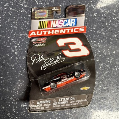 Spin Master 1:64 NASCAR Authentics RCR Dale Earnhardt #3 Goodwrench