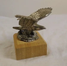 Pewter Eagle Stretching Wings on Wood Base American Airlines Award / Paperweight