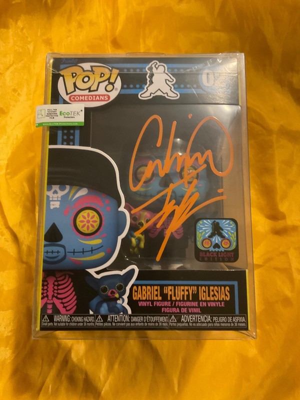 Gabriel “ fluffy” Iglesias autographed Funko pop 02 jsa certifieddamage on back
