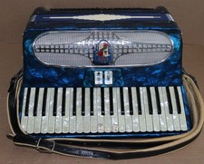 Piano accordion, 120 bass, made in Italy