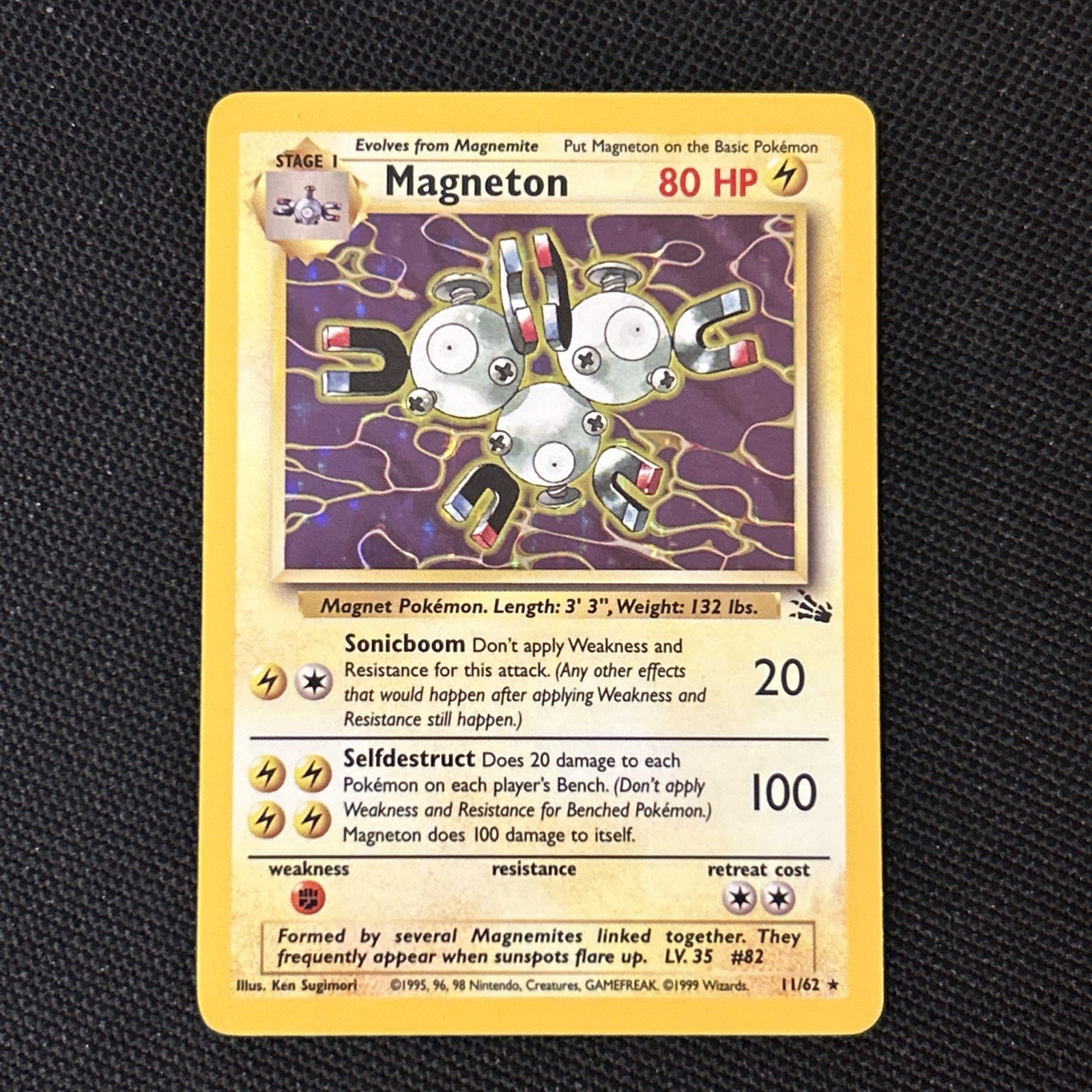 Magneton 11/62 1st Edition Fossil Holo NM
