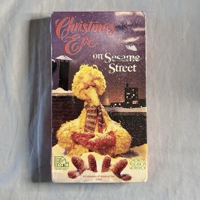 NEW SEALED 1987 Christmas Eve On Sesame Street VHS Tape Jim Henson Big Bird
