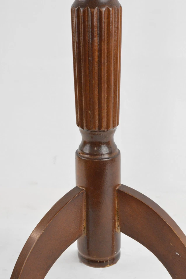 Mesa antigua de madera octogonal inclinable superior tallada pedestal planta soporte NECESITA REPARACIÓN Foto 3 de 4