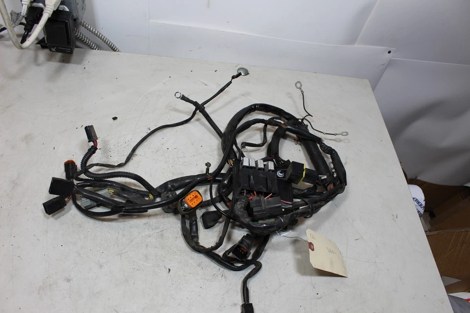 96-97 Harley Softail EVO OEM motor principal chicote de fios - Imagem 2 de 4