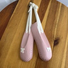 Homco Pink White Plastic Ballet Slippers Wall Hanging Decoration 1991 Vintage