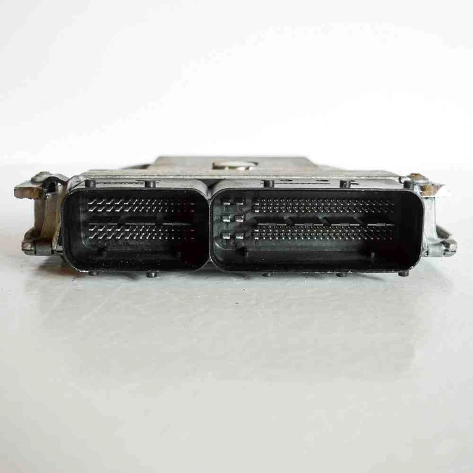 Centralina motore Skoda Yeti 5L 03F906070JJ 1.2 benzina 77kw 2016 3212425 - Immagine 4 di 4