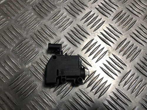 DROSSELKLAPPENSCHALTER BMW 1 serie (F21) 67117270792