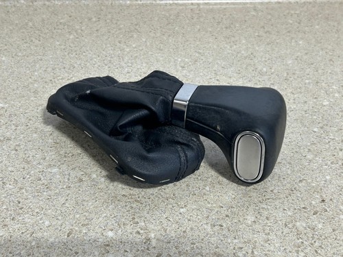 2007 VW Passat B6 Gear Lever Shifter Trim Leather/Knob Black OEM - Picture 3 of 4