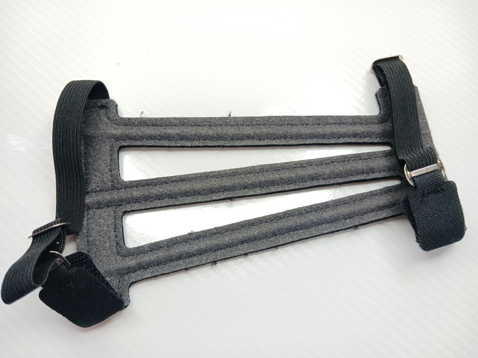 Neet Archery N300V Black Ventilated Adjustable Wrist & Arm Guard