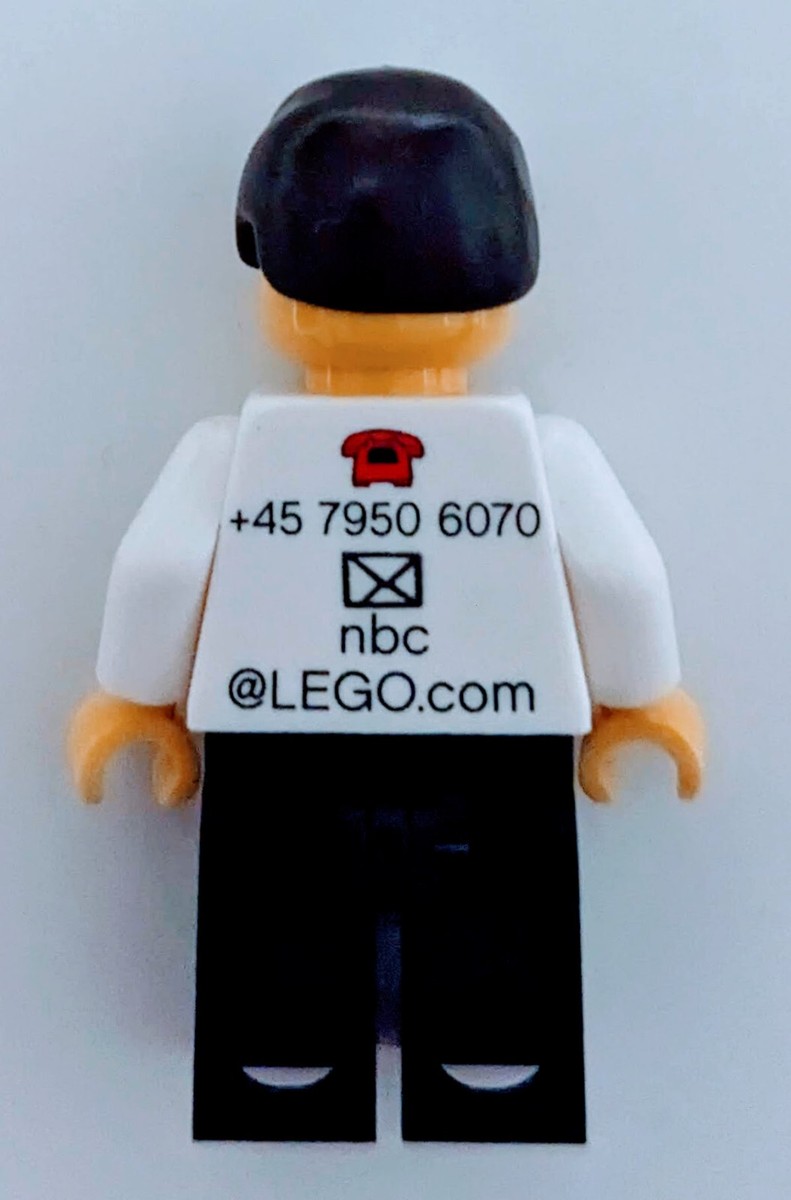 AUTHENTIC LEGO Niels Christiansen Business Card Minifigure