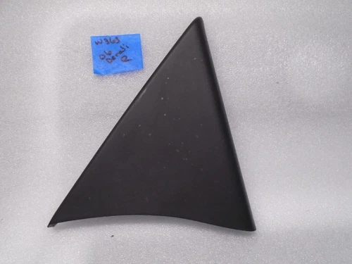 2003-2006 GMC DENALI/ YUKON PASSENGER INTERIOR MIRROR CORNER TRIM OEM BLACK