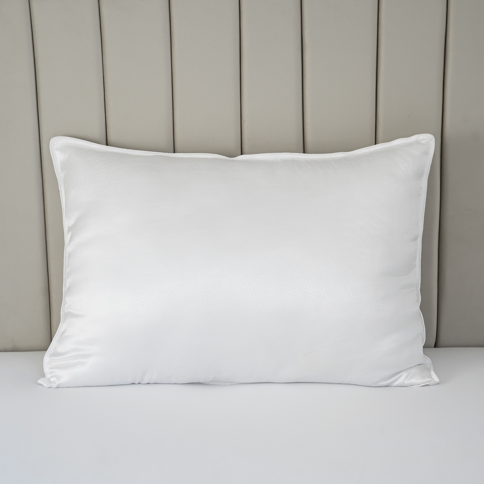 Подушка 50х70см Мягкая охлаждающая подушка-Дышащая подушка из микрофибры 5790₽