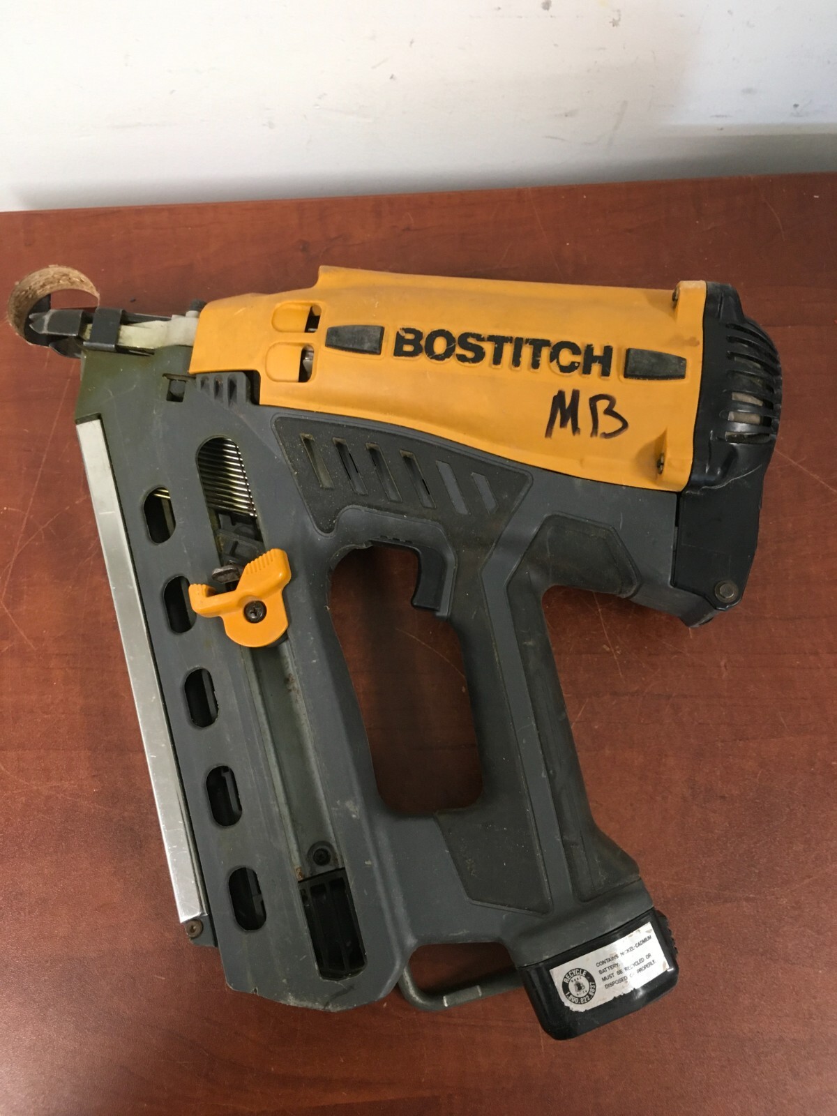 Stanley Bostitch GF28WW 31/2" Cordless Gas WireWeld Framing Nailer eBay