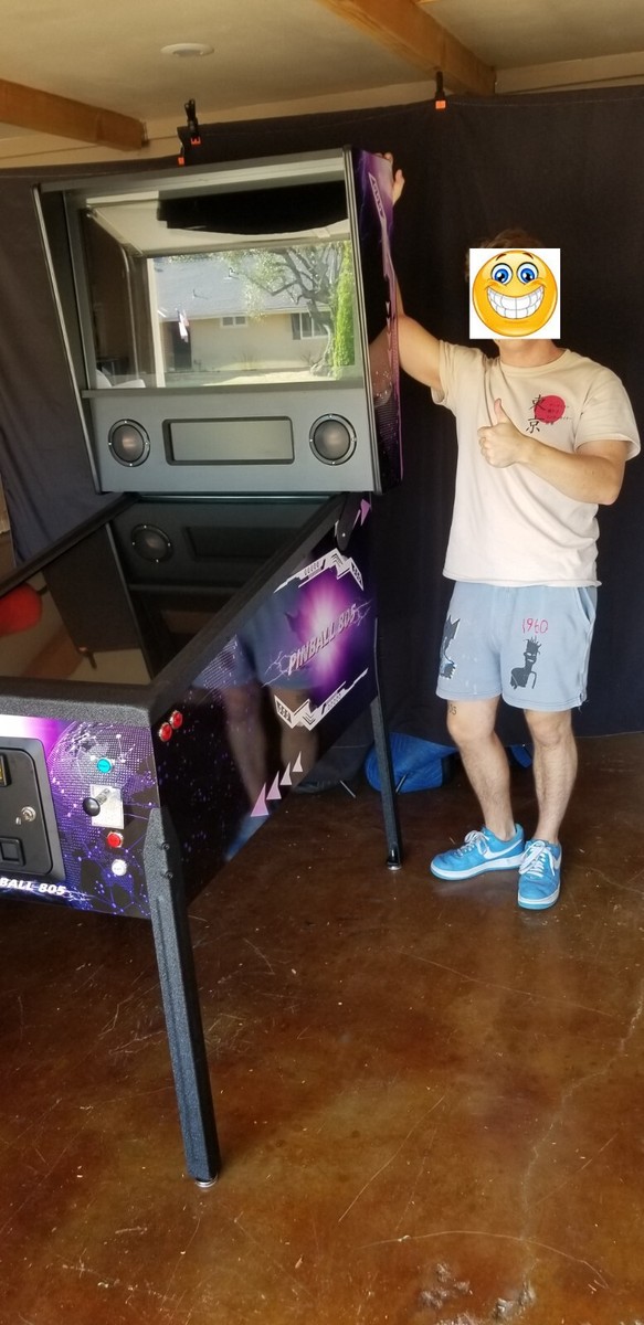 Virtual Pinball Machine with over 1100 tables