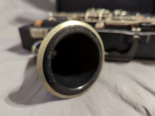 Olds Clarinet, #NA50VW, B+ (?) - PRE-OWNED - Picture 10 of 20
