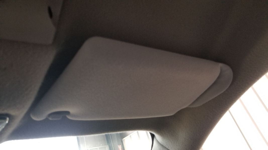 Maserati GranTurismo Right Sun visor Gray