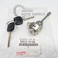 GENUINE TOYOTA 10-23 4RUNNER LEFT DRIVER DOOR LOCK CYLINDER & KEYS 69052-35180