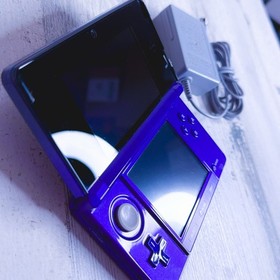 Nintendo 3DS Purple Handheld System CTR-001 NTSC-U/C