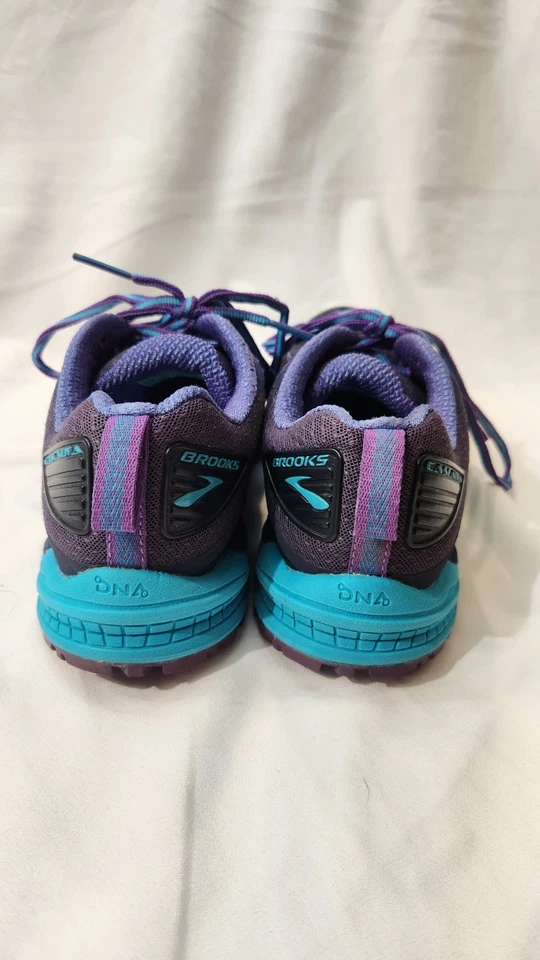 Brooks Cascadia 12 Trail Running Shoes Women's Size 7.5 Purple Teal Hiking - Image 4 of 4
