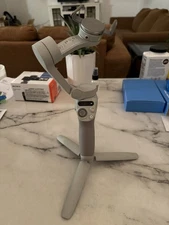 DJI OM 4 - Handheld 3-Axis Smartphone Gimbal Stabilizer - Works Great