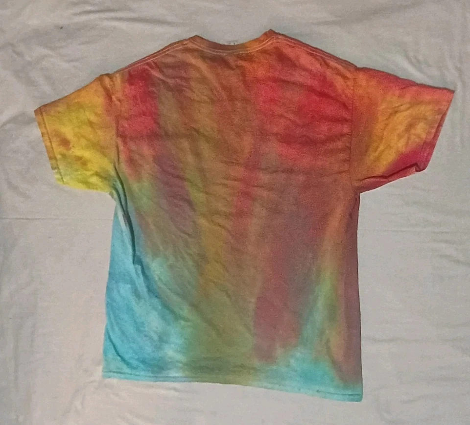 Camiseta Tie Dye Pot Leaf - XL Hanes - Algodón - Hecha a mano - Tinte por goteo y pintada a mano Foto 2 de 3