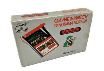 Mario,s Bombs Away Nintendo Game & Watch Panorama Screen 1983 Boxed