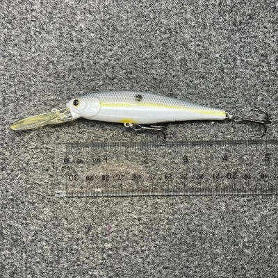 Lucky Craft Pointer 100DD Deep Diver Suspending Jerkbait 4'' - (SELECT COLOR)