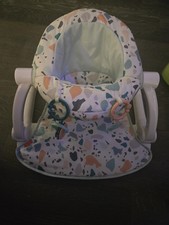 Fisher-Price Sit Me Up Play Sit up chair, Multicolor, Rated for 25LB