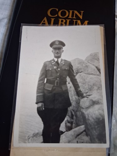 Soldier Mocks Hitler ~ England Ww2 PHOTO
