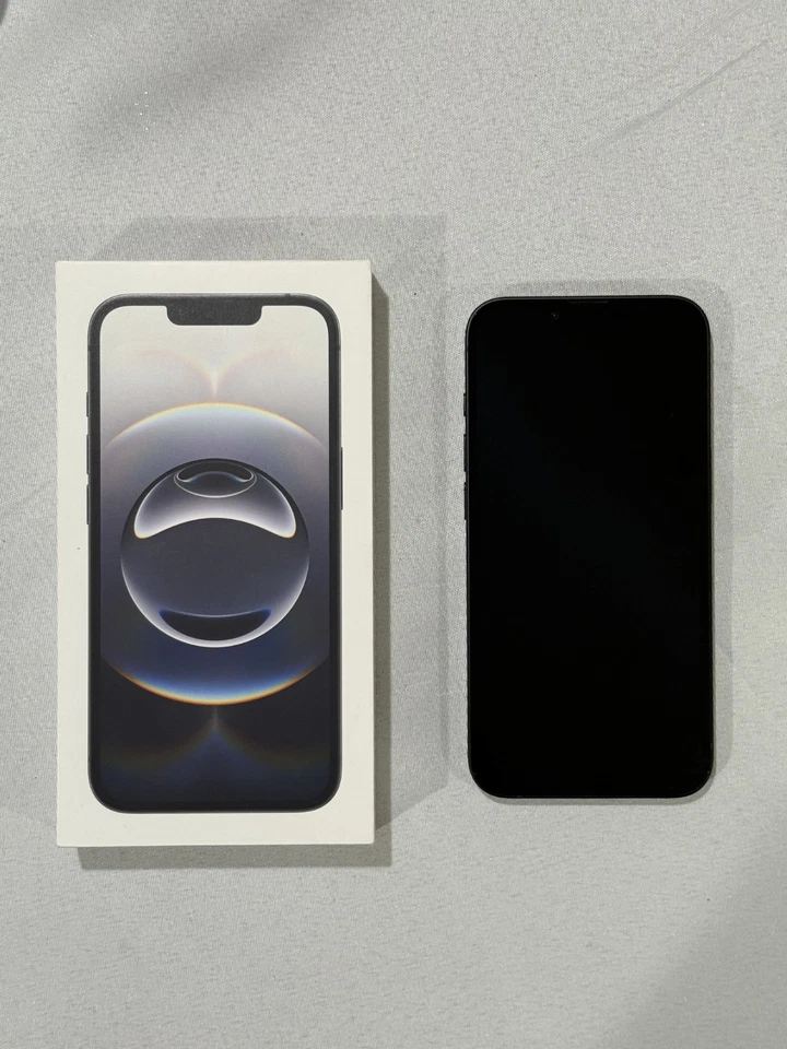 New Apple IPhone 16e 128gb Black (Boost Mobile)-New Sealed - Image 3 of 4