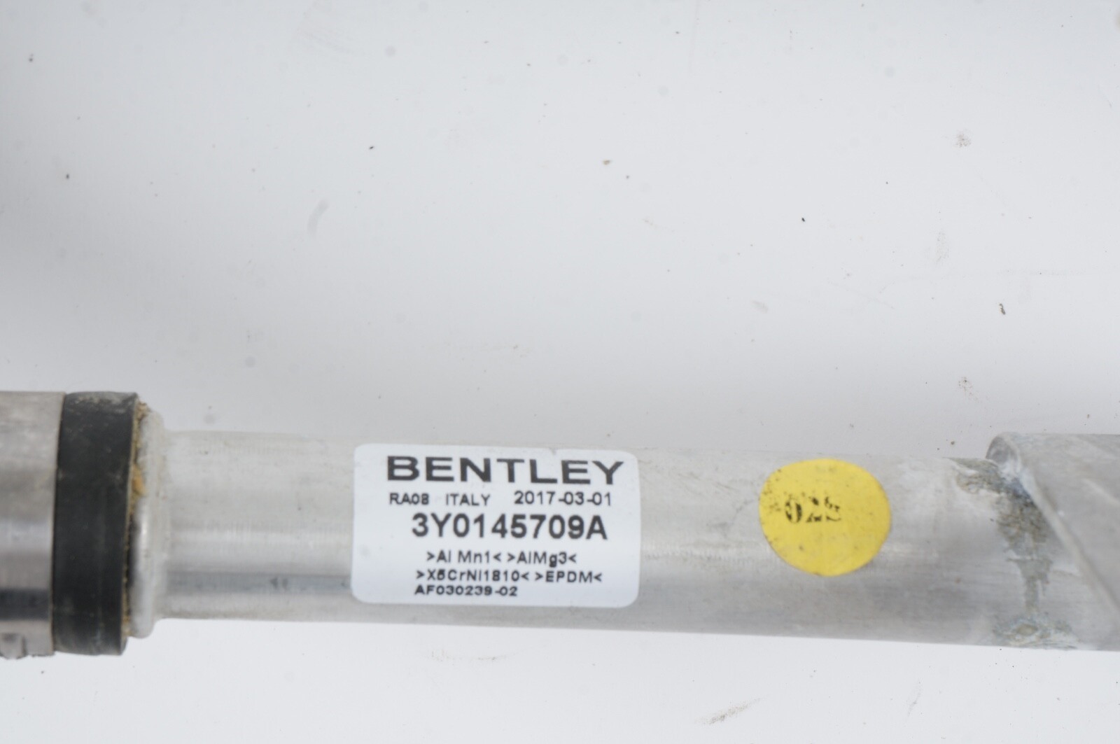 2010 - 2020 Bentley Mulsanne Engine Motor Coolant Hose Pipe Line