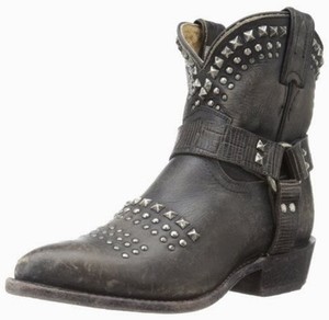 frye billy studded boots